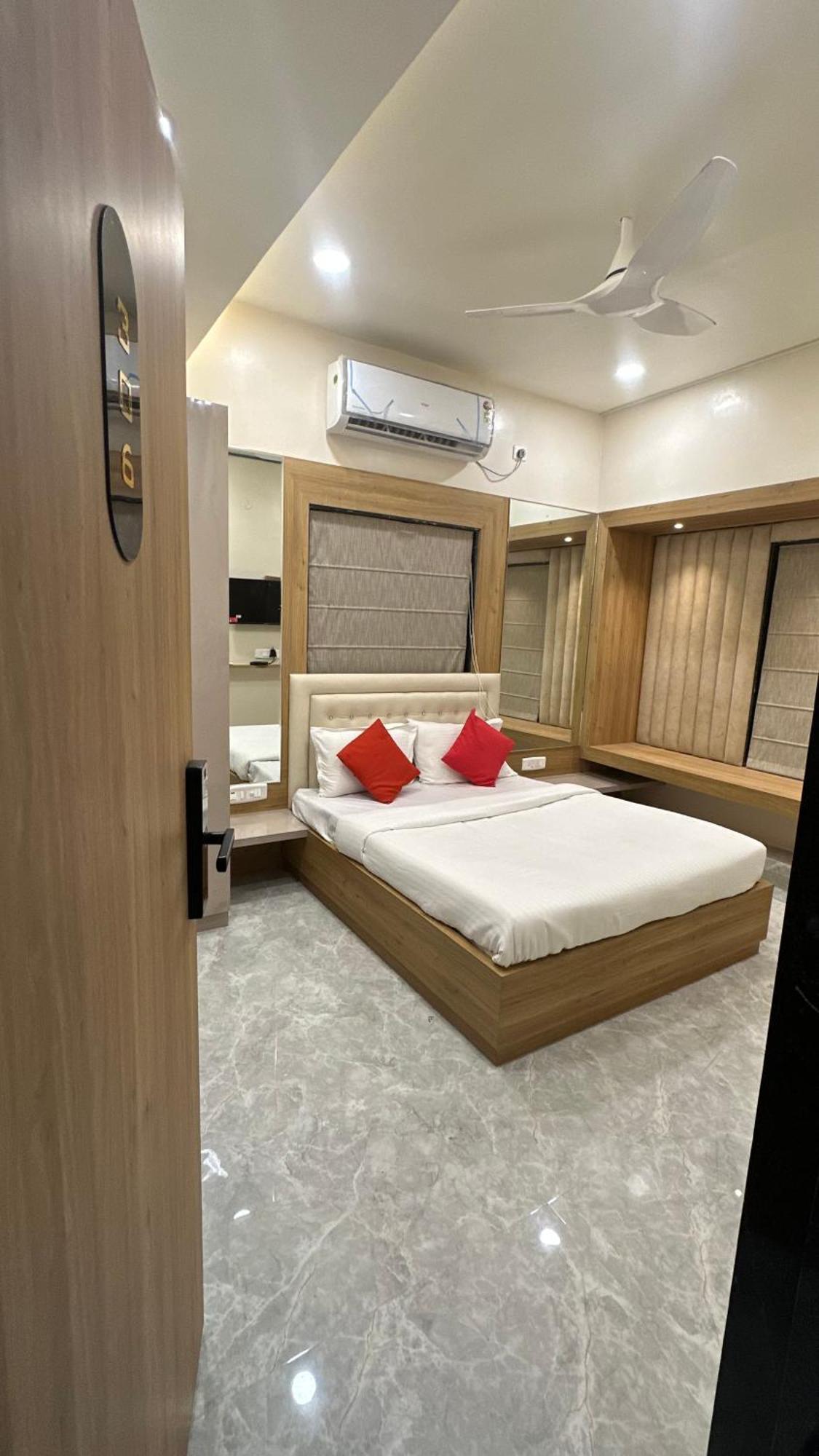 Soho House By Jayshrea 호텔 Chandrapur 외부 사진