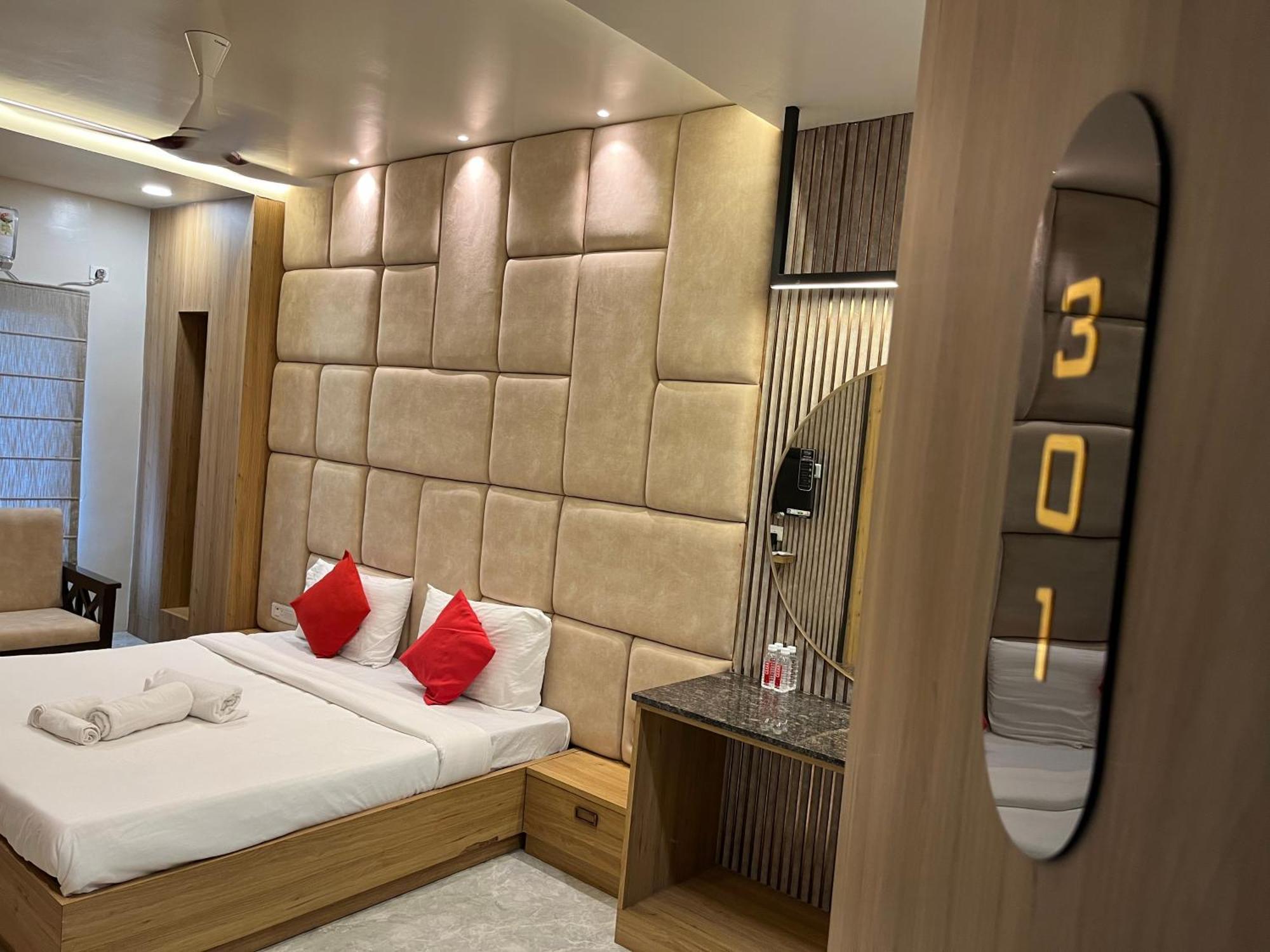 Soho House By Jayshrea 호텔 Chandrapur 외부 사진